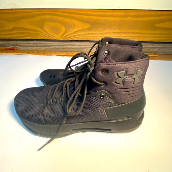 Under Armour tactical boots black size 8